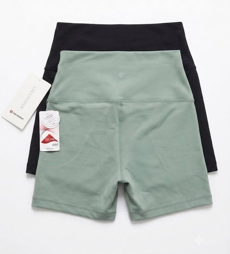 YOGALICIOUS SHORTS WOMEN - 263 SZ LARGE BLACK AND GREEN 2 PACK - BIKE SHORTS GYM